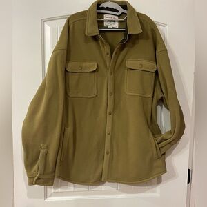 American Eagle brand -size XXXL – fleece jacket with pockets – like new